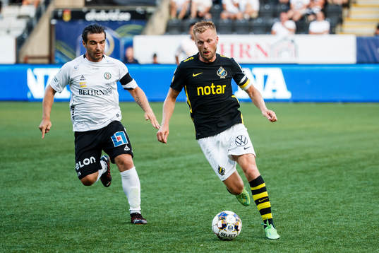 s Sebastian Larsson