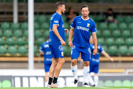 IFK Göteborgs Marcus Berg och Gustav Svensson före