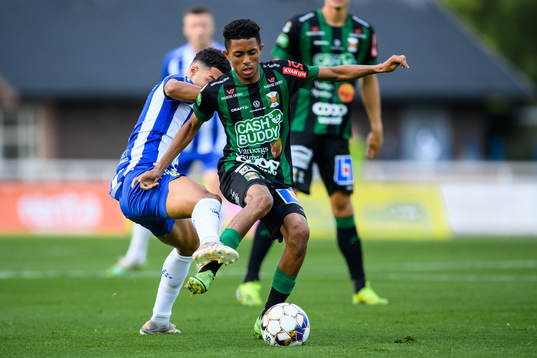 Varbergs Tashreeq Matthews och IFK Göteborgs Alexander