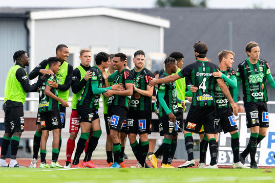 Varbergs spelare jublar