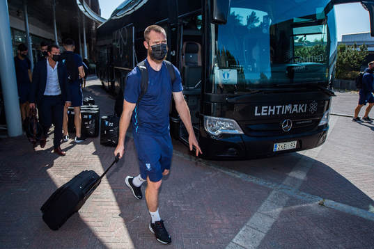Jo Inge Berget of Malmö FF arrives at the hotel