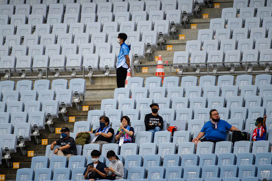 Spectators and volunteers