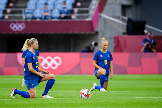 Rebecka Blomqvist and Hanna Bennison of Sweden