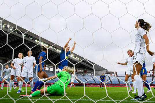 Anna Anvegård of Sweden celebrates the 0-1 goal in the
