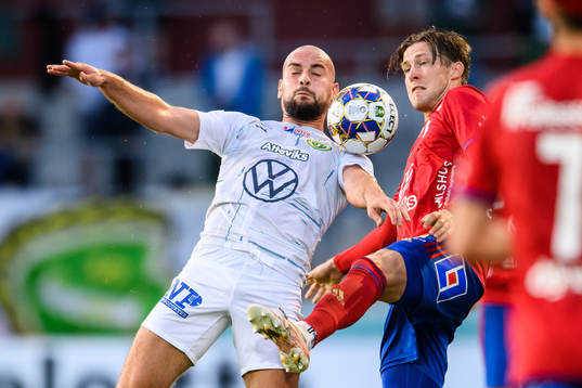 Jönköpings Perparim Beqaj och Östers John Stenberg