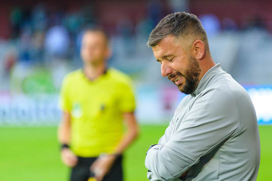 Östers tränare Dennis Velic deppar