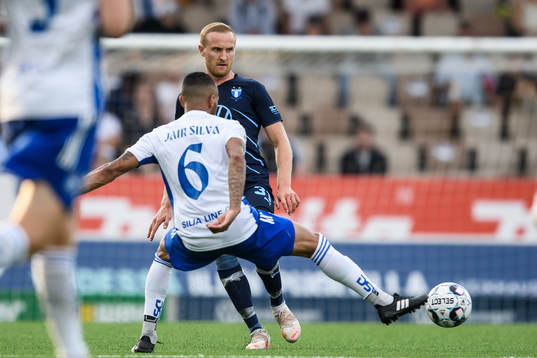 Franz Brorsson of Malmö FF and Jair Tavares Silva of