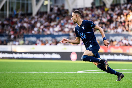 Veljko Birmancevic of Malmö FF celebrates