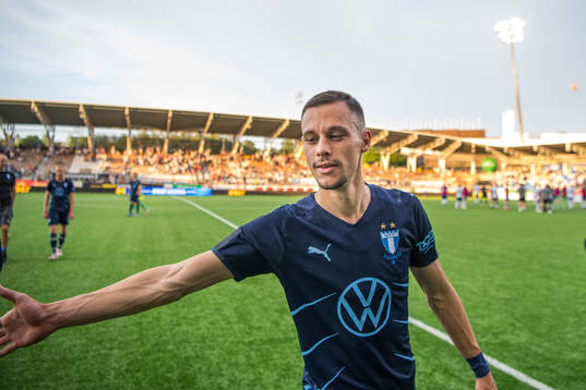 Veljko Birmancevic of Malmö FF