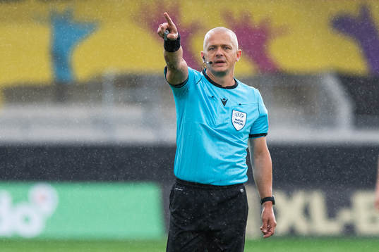Referee Ádám Farkas