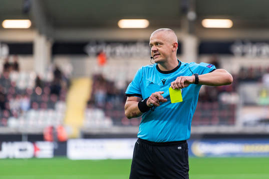 Referee Ádám Farkas