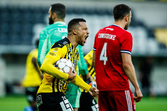 Martin Olsson of Häcken celebrates