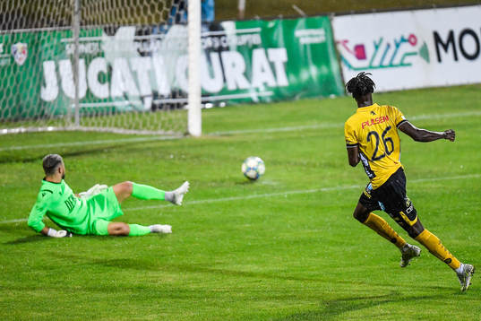 Marokhy Ndione of Elfsborg scores 0-3