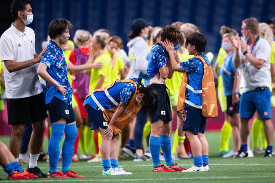 Japanese players looks dejected