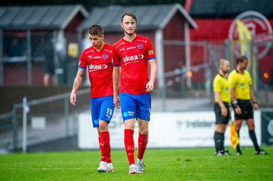Helsingborgs Bödvar Bödvarsson och Rasmus Jönsson deppar
