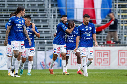 Trelleborgs Henry Offia jublar med Mouhammed Ali Dhaini