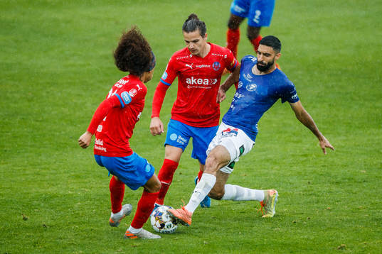 Helsingborgs Adam Kaied och Brandur Hendriksson Olsen i en