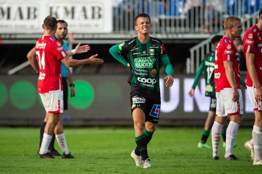 Varbergs Victor Karlsson har ont