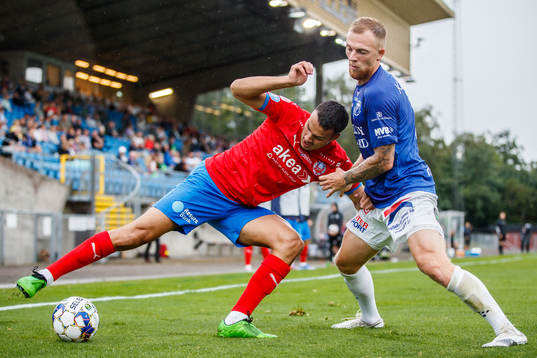 Helsingborgs Assad Al Hamlawi och Trelleborgs Jesper Modig