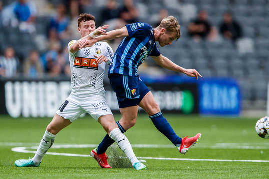 Häckens Tobias Heintz och Djurgårdens Rasmus Schüller
