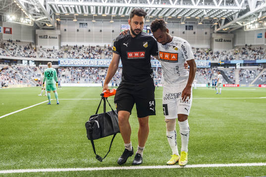 Häckens Nasiru Mohammed har ont