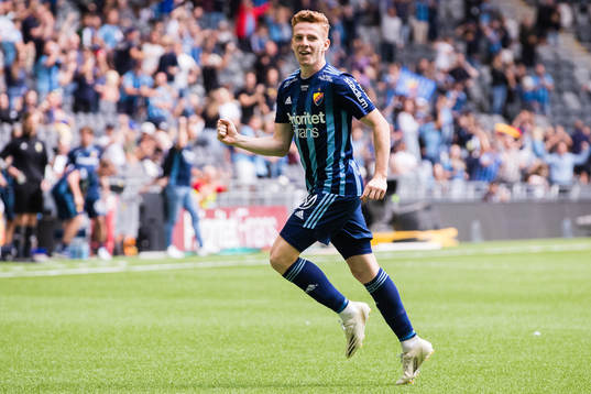 Djurgårdens Jacob Une Larsson jublar
