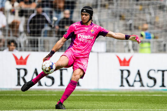 Djurgårdens målvakt Jacob Widell Zetterström