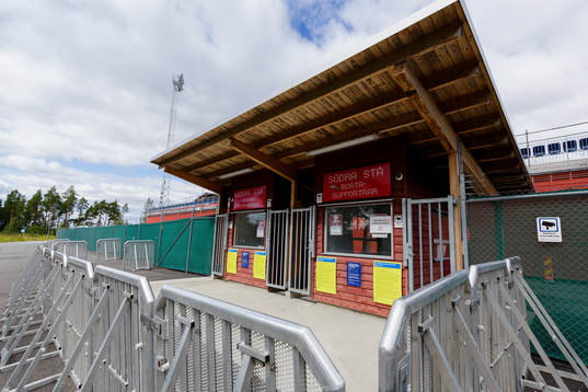 Entrén för bortasupportrarna på Jämtkraft Arena