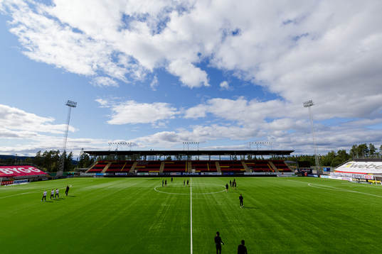 Östersunds och Hammarbys spelar på planen