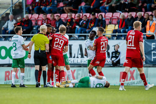 Östersunds Jakob Gustavsson och Felix Hörberg i bråk med