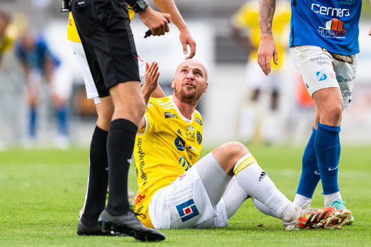 Falkenbergs Christoffer Carlsson