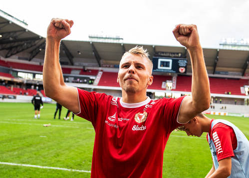 Kalmars Sebastian Ring jublar