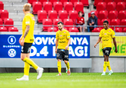 Mjällbys Kadir Hodzic och Amin Sarr deppar