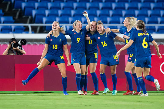 Fridolina Rolfö of Sweden celebrates 0-1  in the women´s