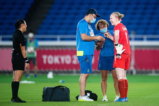 Hedvig Lindahl of Sweden in pain in the women´s football