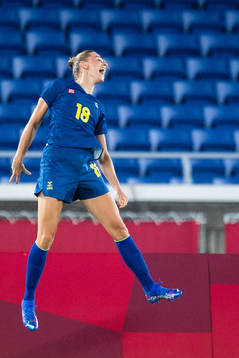 Fridolina Rolfö of Sweden celebrates 0-1  in the women´s