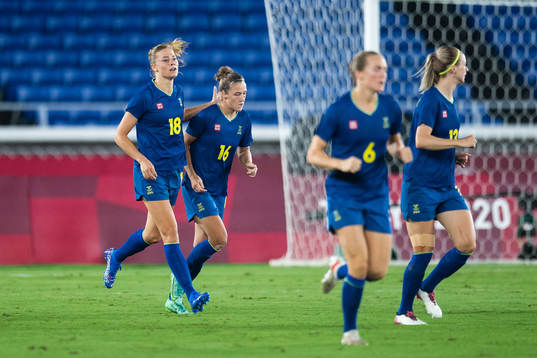 Fridolina Rolfö of Sweden celebrates 0-1 in the women´s