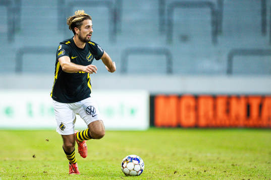 s Zack Elbouzedi