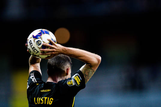 s Mikael Lustig