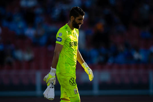 IFK Göteborgs målvakt Giannis Anestis deppar