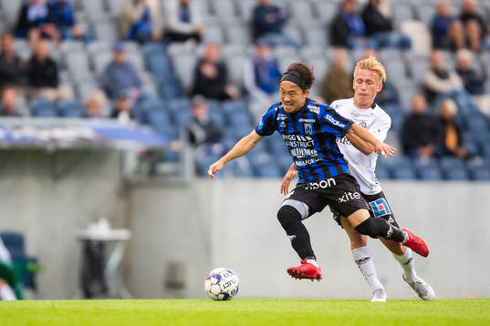 Sirius Yukiya Sugita och Örebros David Seger