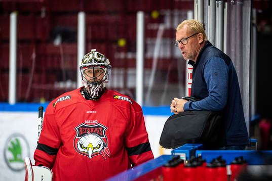 Målvakt Oscar Alsenfelt och VD och Sportchef Patrik