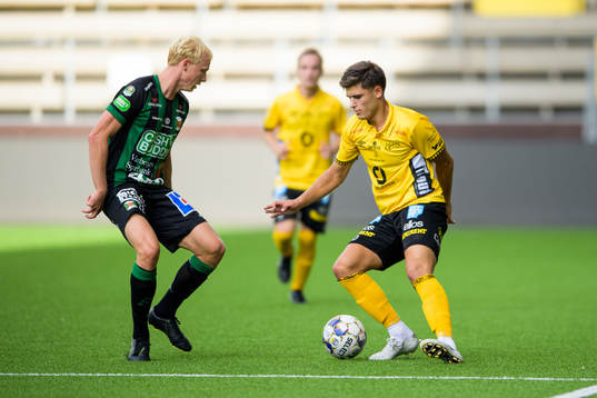 Elfsborgs Besfort Zeneli och Varbergs André Boman