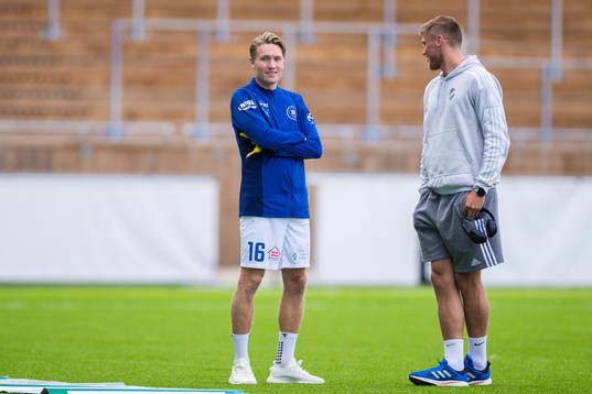 Akropolis Marcus Burman och Östers Emil Engqvist