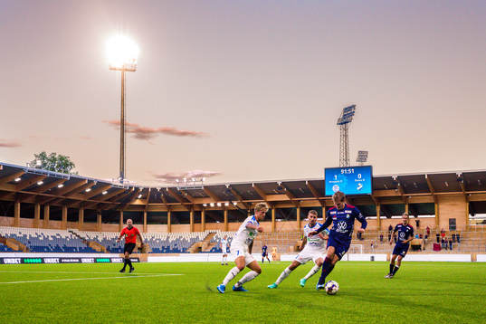 Studenternas IP med Akropolis Fredrik Hammar och Lamine