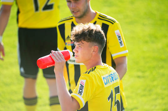 IFK Hässleholms Max Nilsson i matchen i division 2 mellan