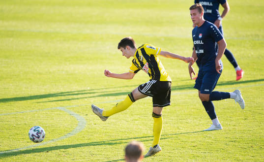 IFK Hässleholms Armin Culum i matchen i division 2 mellan
