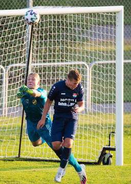 IFK Hässleholms Carl Lundahl Persson i matchen i division
