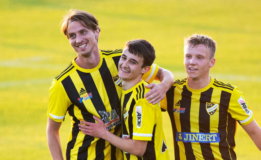 IFK Hässleholms Julian Grozdanovski , Armin Culum och Amel