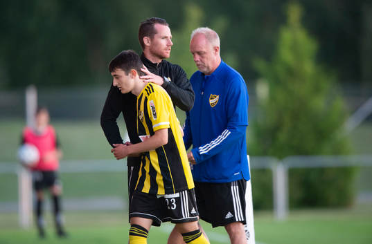 IFK Hässleholms tränare Johan Persson och Percy Olsson